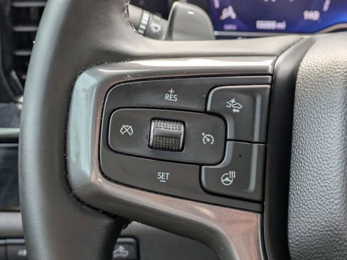 Used 2025 Chevrolet Silverado 1500 ZR2 image 28