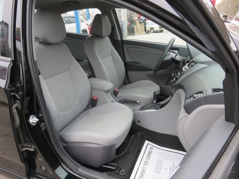 Used 2017 Hyundai Accent Value Edition image 11