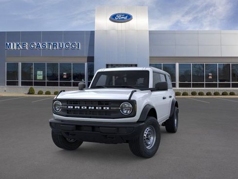 New 2026 Ford Bronco 4-Door AWD/4WD image 2