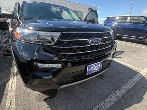 Used 2020 Ford Explorer XLT w/ Equipment Group 202A RWD image 1