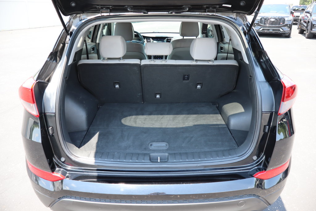 Used 2018 Hyundai Tucson SEL FWD image 19