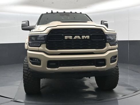 Used 2024 RAM 2500 Limited AWD/4WD image 38