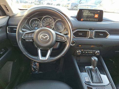 Used 2017 MAZDA CX-5 Touring w/ Preferred Equipment Package image 11