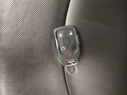 Used 2020 GMC Terrain SLT FWD image 32