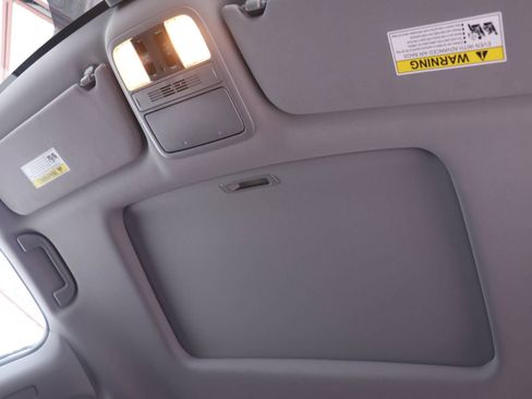 Certified 2024 Honda Odyssey EX-L image 16