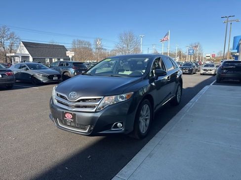 Used 2013 Toyota Venza LE w/ LE Preferred Pkg image 6