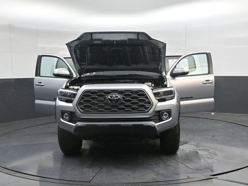 Used 2022 Toyota Tacoma TRD Off-Road image 52