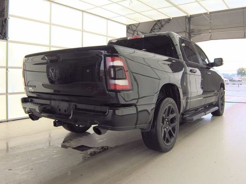 Used 2023 RAM 1500 Laramie AWD/4WD image 3