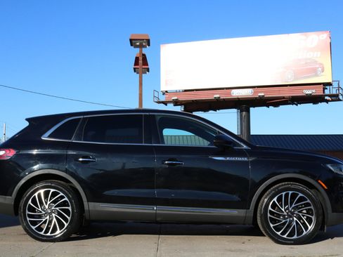 Used 2019 Lincoln Nautilus Reserve image 6