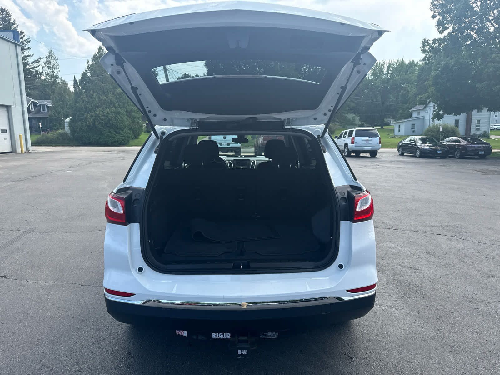 Used 2020 Chevrolet Equinox LT FWD image 15