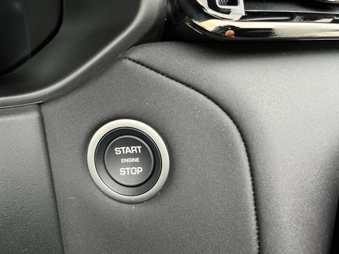 New 2026 Land Rover Range Rover Velar Dynamic SE image 27