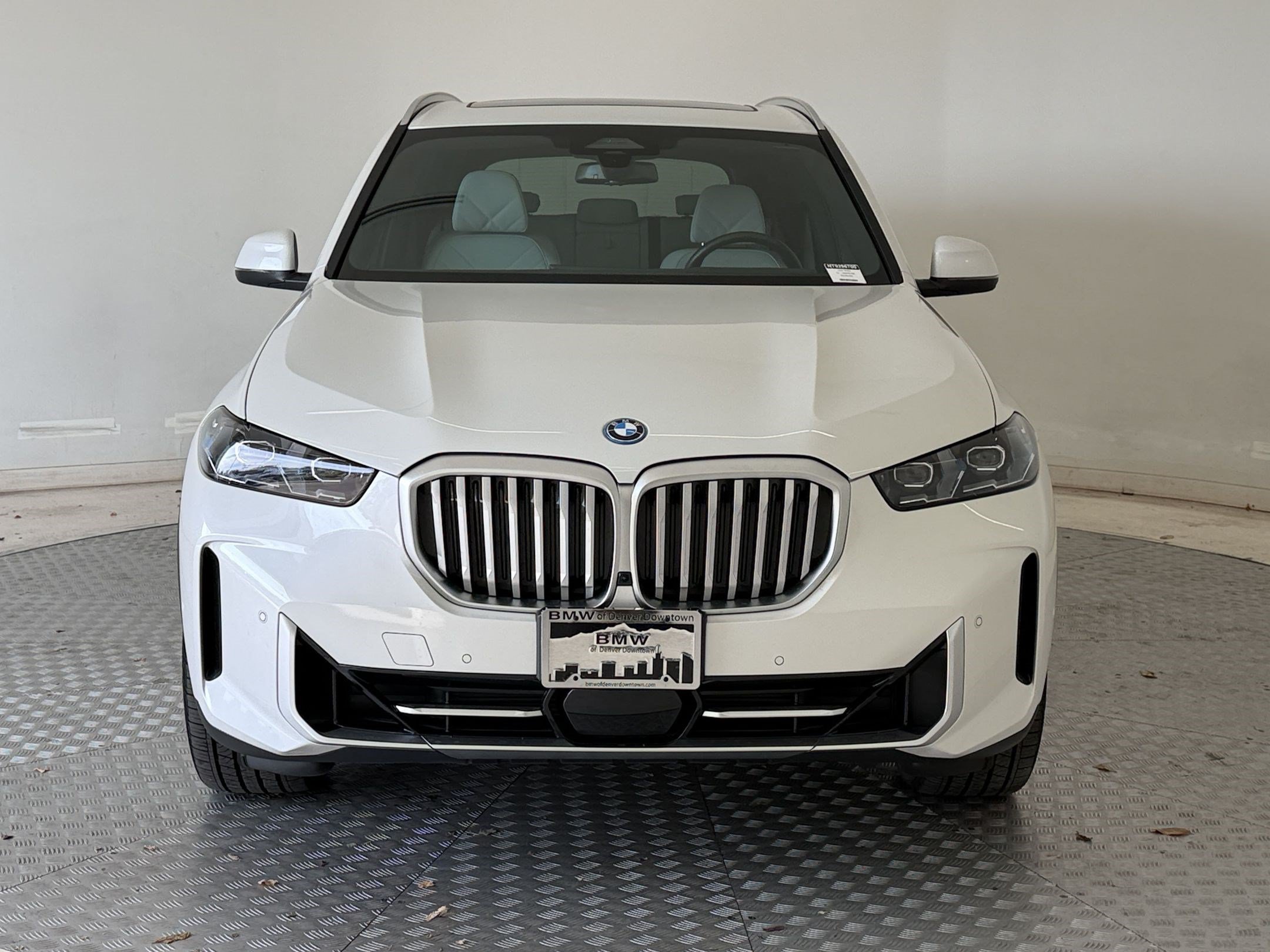 Used 2026 BMW X5 xDrive50e w/ Climate Comfort Package AWD/4WD image 6