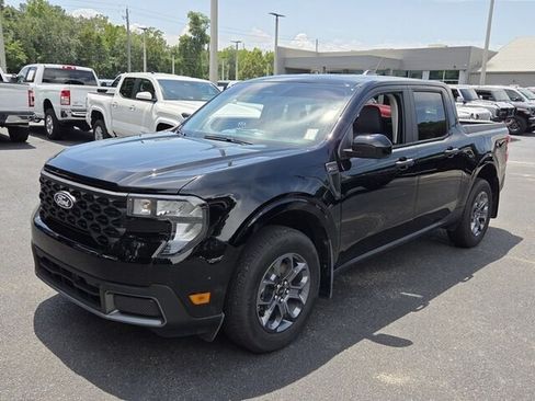 Used 2025 Ford Maverick XLT w/ XLT Luxury Package FWD image 3