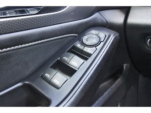 Used 2023 Chevrolet Traverse Premier w/ Redline Edition image 22