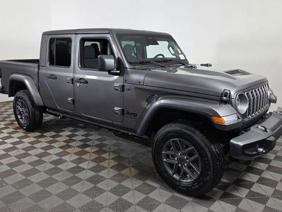 New 2026 Jeep Gladiator Sport