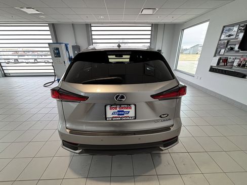 Used 2018 Lexus NX 300h AWD w/ Luxury Package image 4