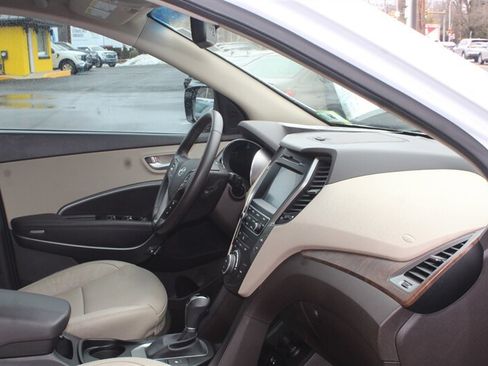 Used 2018 Hyundai Santa Fe Sport AWD/4WD image 16