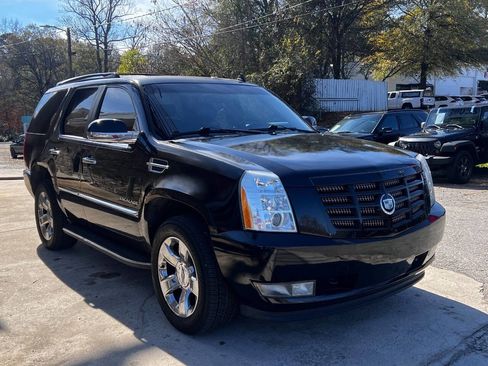 Used 2010 Cadillac Escalade 2WD image 8