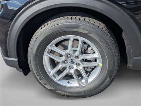 New 2026 Ford Explorer Active w/ Active Comfort Package image 16
