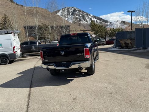 Used 2017 RAM 1500 Laramie w/ Convenience Group image 15