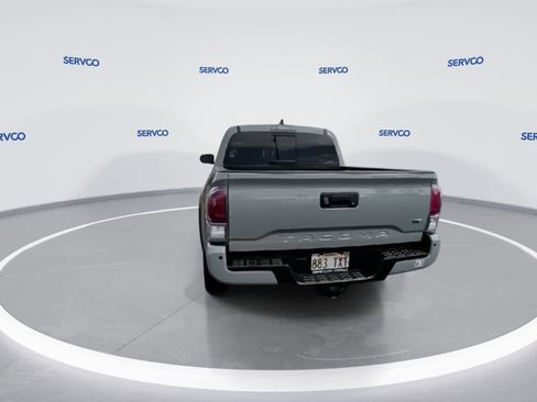 Used 2022 Toyota Tacoma TRD Off-Road image 7