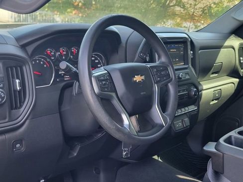 Used 2022 Chevrolet Silverado 1500 Custom w/ LPO, Dark Essentials Package image 9