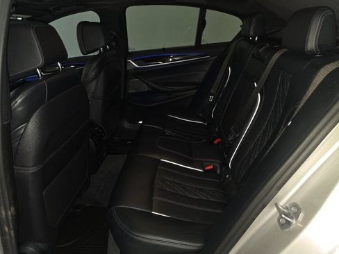 Used 2020 BMW 530e w/ Executive Package RWD image 5