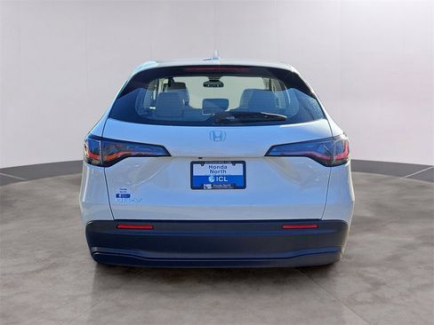 Certified 2024 Honda HR-V LX image 5