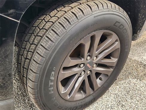 Used 2017 GMC Canyon SLE w/ Nightfall Edition image 10