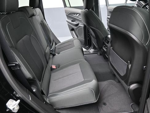 New 2025 Jeep Grand Cherokee Laredo X image 29