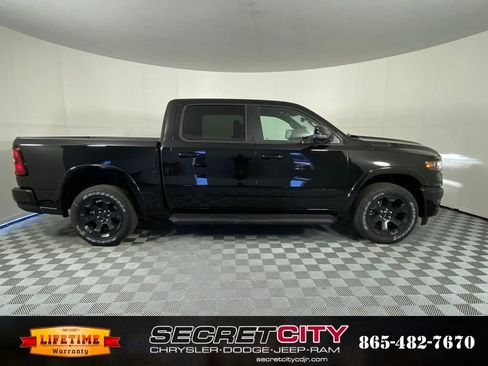 New 2026 RAM 1500 Big Horn AWD/4WD image 8