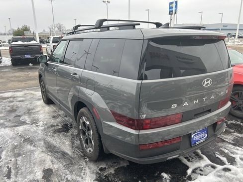 Used 2025 Hyundai Santa Fe SEL image 12