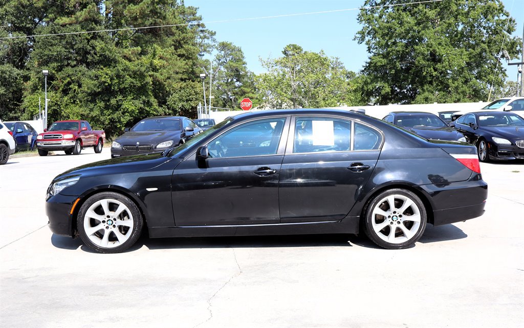 Used 2010 BMW 535i Sedan RWD image 4
