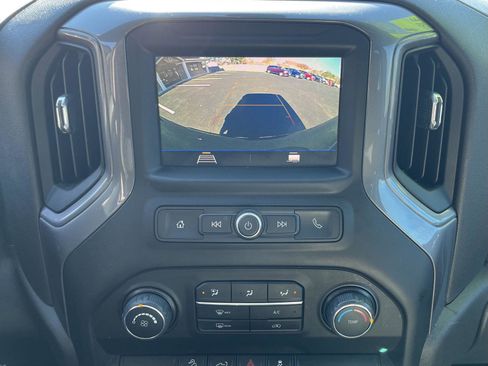 Used 2020 Chevrolet Silverado 1500 Custom Trail Boss w/ Custom Convenience Package image 8