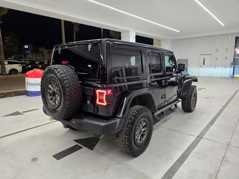 Used 2023 Jeep Wrangler Unlimited Rubicon 392 image 6