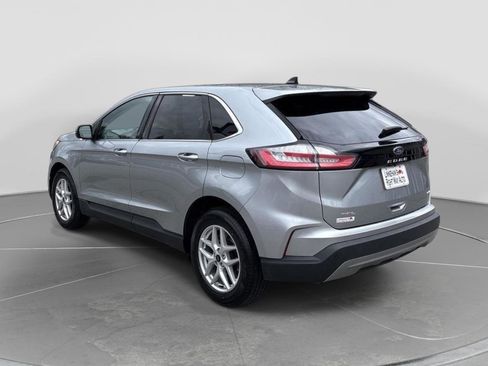 Used 2024 Ford Edge SEL AWD/4WD image 9