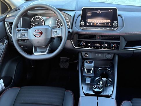 New 2026 Nissan Rogue SV image 12