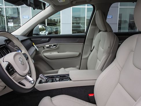 New 2026 Volvo XC90 T8 Ultra w/ Protection Package Premier AWD/4WD image 20