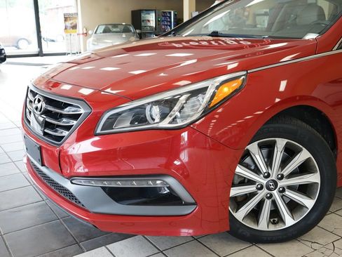 Used 2017 Hyundai Sonata Limited w/ Ultimate Package 04 FWD image 24