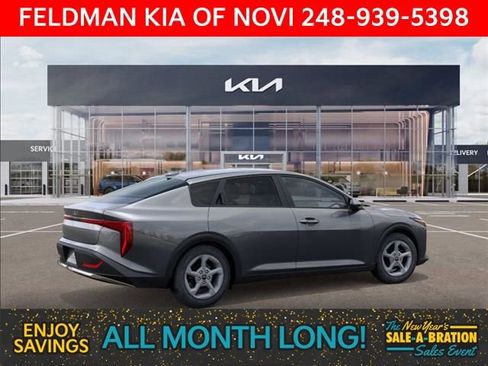 New 2025 Kia K4 LXS image 6