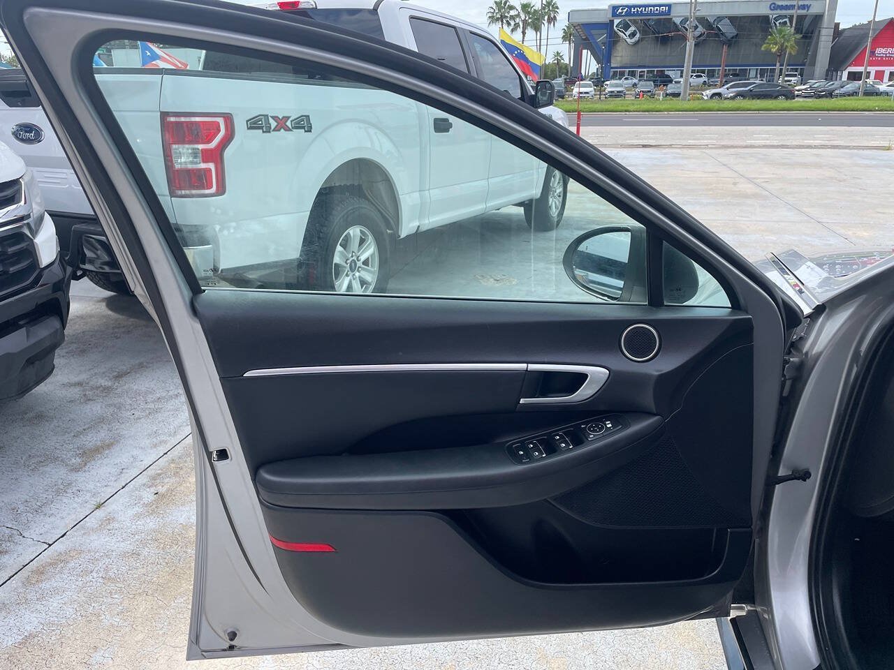 Used 2021 Hyundai Sonata SEL FWD image 5