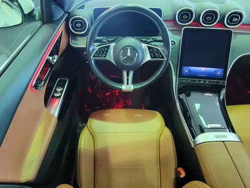 Used 2025 Mercedes-Benz C 300 Sedan image 12
