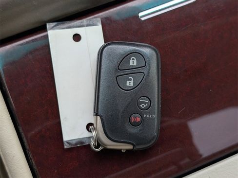 Used 2014 Lexus GX 460 image 35