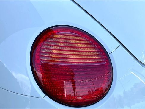 Used 2003 Volkswagen Beetle GL image 26