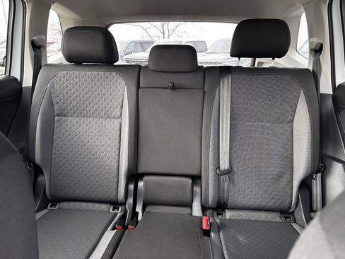 Used 2020 Volkswagen Tiguan S image 13