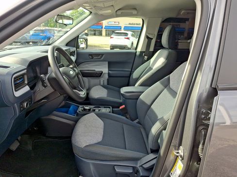 Certified 2025 Ford Maverick XLT FWD image 12