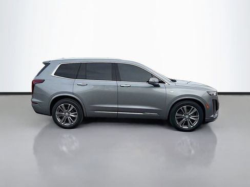 Certified 2024 Cadillac XT6 Premium Luxury FWD image 4