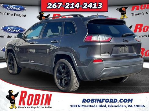 Used 2020 Jeep Cherokee Latitude Plus AWD/4WD image 5