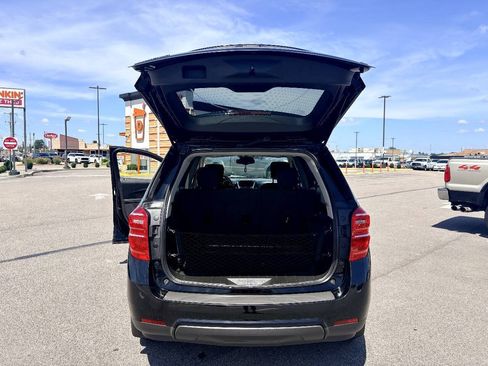 Used 2017 Chevrolet Equinox LT w/ Convenience Package FWD image 26