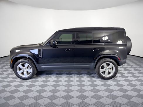 Used 2024 Land Rover Defender 110 S AWD/4WD image 2